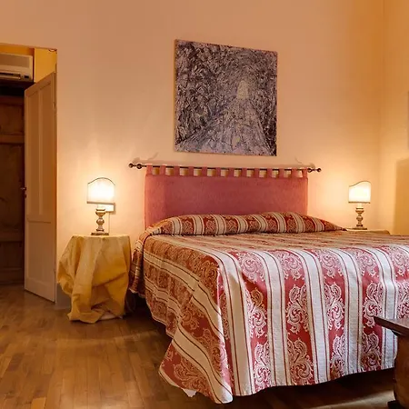 La Romea 3* Lucca